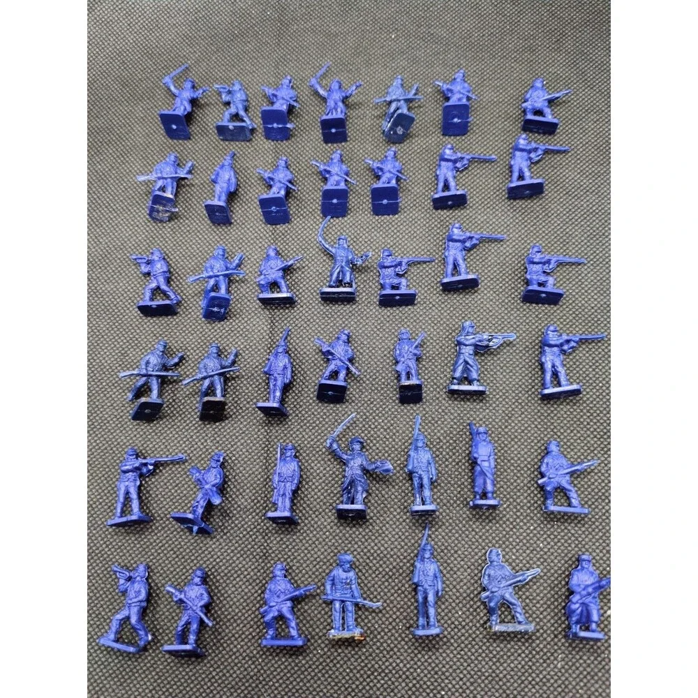 (42) Civil War Miniatures 1/72 Scale